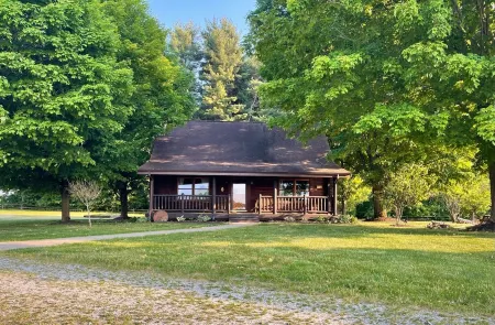 A Peaceful Place to Unwind and Relax for All Who Visit. Отели рядом с достопримечательностью «Uncle John's Elk Creek Campground»
