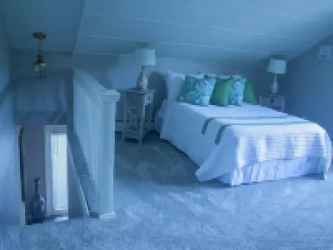 Hilda’s Riverside Retreat Hotels in Enfield