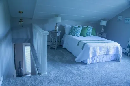 Hilda’s Riverside Retreat Отели в г. Энфилд