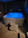 HOT TUB SUNFLOWER OASIS HOME