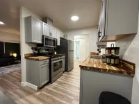 Dellwood Den Retreat - Your AK basecamp near downtown Wasilla Hotels in Wasilla