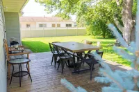 Owl's Nest - A Rochester Escape! RIT & UoR Nearby! Hotels near Staples