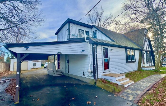 Webster Lake - 3BR / 2 BATH Apartment