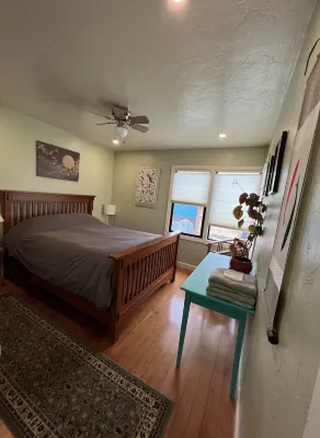 Entire ADU Walking Distance to Old Town