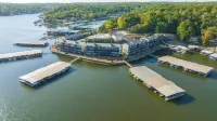 Gorgeous Updated Condo - Incredible view, no stairs from patio to lakefront/dock