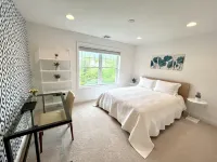 Luxury townhome in the White Mtns. Convenient to hiking and area activities!