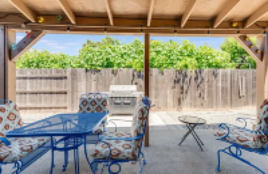 Charming 2-Bedroom Home with a Dedicated Office and Beautiful Backyard