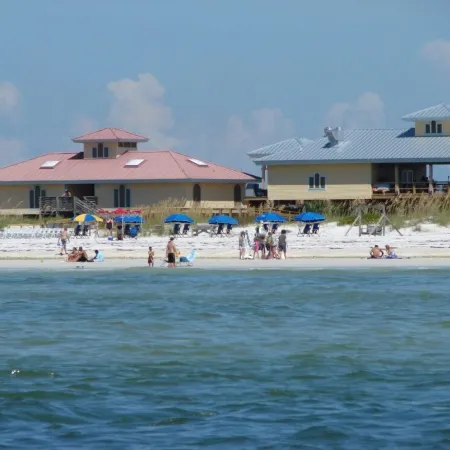 SEAVIEW at HONEYMOON ISLAND, WATER VIEWS, ON THE HONEYMOON ISLAND CAUSEWAY