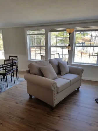 Serenity place. Relax in a semi rural setting 18 mile from Acadia National Park