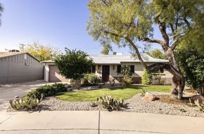 Central Scottsdale Desert Oasis family home Hotels in 