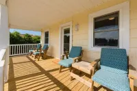 Beachside-Ocean views & Great beach access