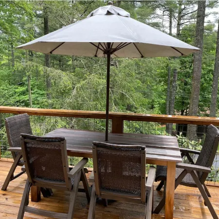 Deluxe 2 King Suites–Walk to Downtown Highlands NC– Fireplace & Fiber Optic