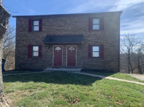 Ezekiel's Getaway Side 1 - near Ark Encounter with Game room