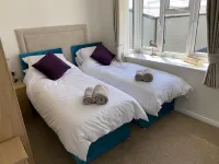 Beautiful New Lodge near the Atlantic Ocean, Bude. Hotels in Bude-Stratton