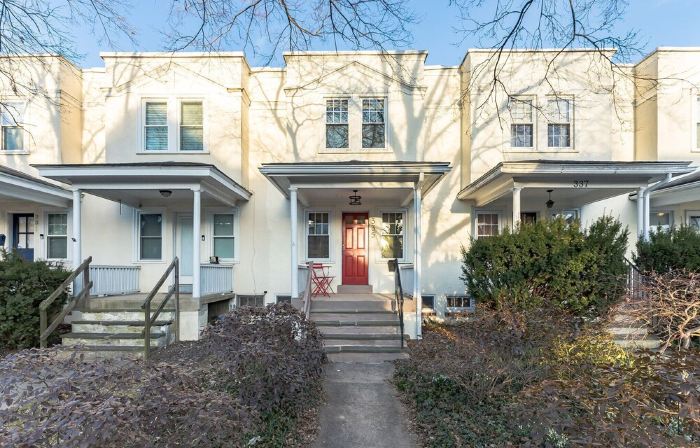 Homey Retreat in Historic Kennett Square!!