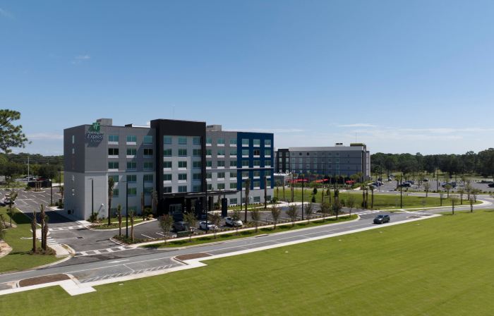 Holiday Inn Express & Suites FORT WALTON BEACH - EGLIN AREA by IHG
