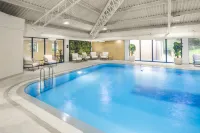 Holiday Inn GLOUCESTER - CHELTENHAM by IHG - Kolam Renang