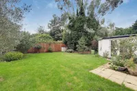 Luxury 3-bedroom House 3 minutes from Tube station