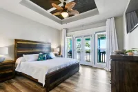 Luxury Beach Front Home!!!