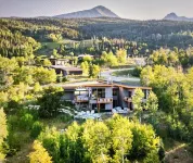 Private Colorado Mountain Retreat.                5Br Home + Guest House
