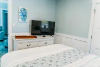 Waterfront with spectacular views, peaceful and private duplex, fishermens dream 레이크 로드 와이너리 주변 호텔