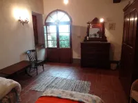 12km North of Siena with a Stunning View Pool &Tennis  3Ensuite Bedrooms Sleep 6