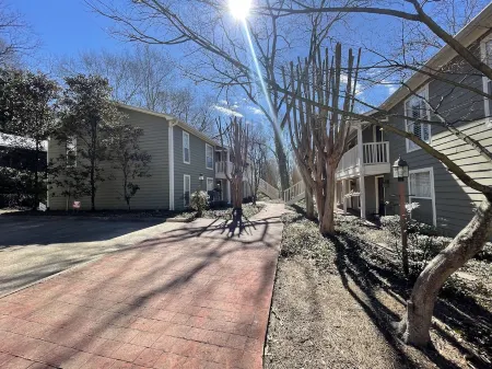 LOCATION!! LOCATION!! LOCATION!!