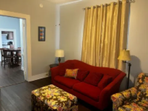 Biloxi Bungalow - Heart of Biloxi - Beach, Casinos and more!