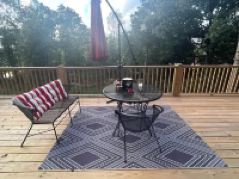 "QUITTIN TIME" Brand New Beautiful Cozy Lake House in Daisy on Lake Greeson!!!