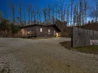 Cozy Custom Cabin in the Rrg• A True Guest Fav Hotels in Wolfe County