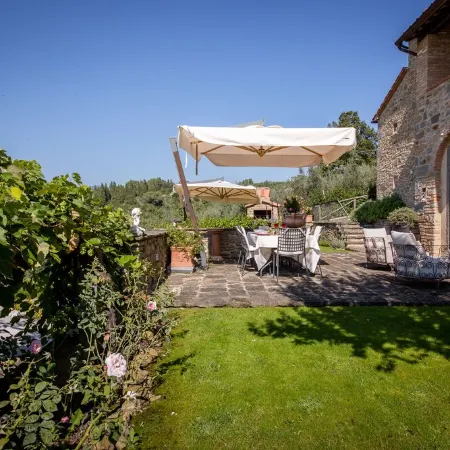 Wonderful villa at the foot of Cortona with private pool and unforgettable views