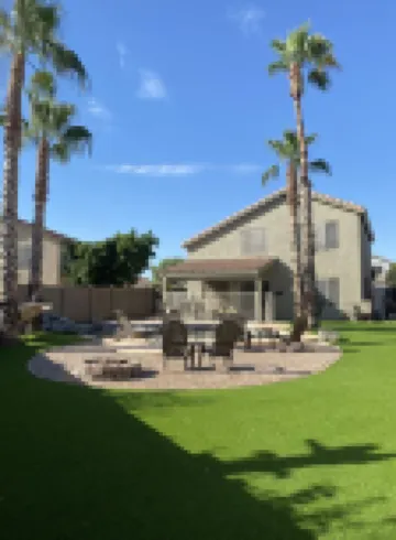Cozy getaway home w/ POOL and GREAT location!