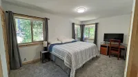 Remodeled Lakeside home in Exceptional location