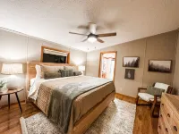 Blue Ribbon Cabin-Pet Friendly!