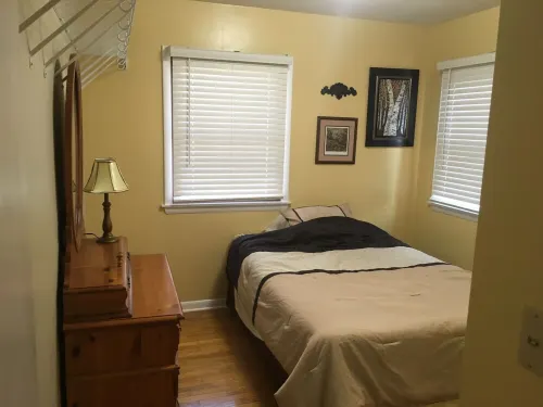 Furnished Home in Quiet Neighborhood close to everything.
