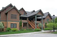 Castle Hill Resort Condo (with on-site Aveda Spa)