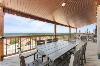 Sundowner Lodge with Lake View close to SDC and Branson