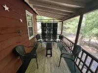 Cottage Close to Lake w Fireplace/FirePit/Wildlife