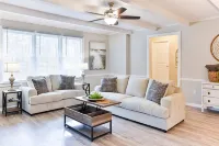 Cozy and Quiet 4Br/2Ba rancher with 1 King suite and 1 mile to JSU!!