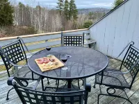 Tenney Mountain Condo - Psu, Skiing, Lake, Hiking Trails Nearby! Hoteles en Plymouth