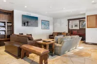 Vail Luxury on Mountain Rental -Ski in/ Ski out sleeps up to 16 people.