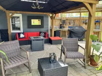 Waterfront!Outdoor living! Canoe kayaks paddleboard 60 ft dock Newly Renovated