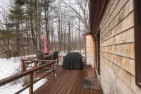 Charming & Cozy River Front Cabin- Close to ski mountains. Ski,Fish,Swim & Hike! Hotels near West Dummerston Covered Bridge