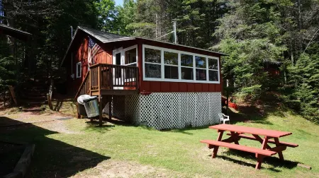Cozy beachfront 2-bedroom cabin located on Little Saint Germain Lake