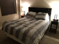 Comfortable Condo Downtown Lincoln โรงแรมใน