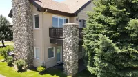 NEW! Canyon Trail Condo. Private. Full kitchen! 😍<br>CAN’T BEAT THIS LOCATION! 📍 Các khách sạn gần Rock Creek Park