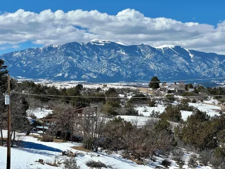 Spacious New Home, Mtn Views, CO City-Rye, RV Hook-up, Golfing, Hiking, Fishing