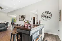 Luxurious Horse Farm Retreat - 3BR/3.5BA Oasis