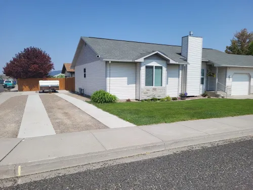 Quiet Retreat and Private Hot Tub Hotels in Twin Falls