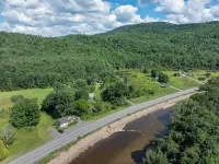 Romantic Getaway near Whiteface Hotels in Jay